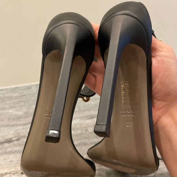 Host Pick⭐️GUCCI Ursula horsebit ankle cuff heels - Picture 6 of 11